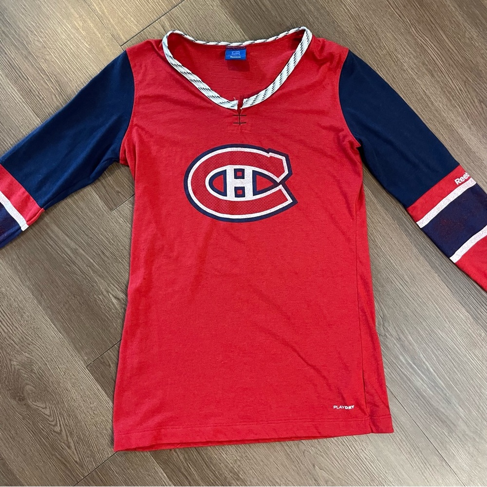 Reebok NHL Official Canadians Hockey Team Long Sleeved Tee